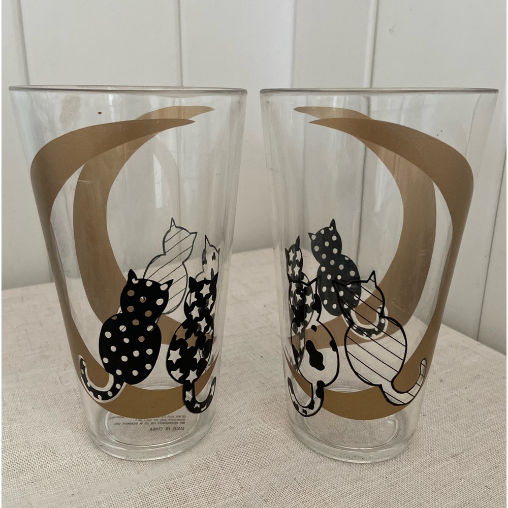 Vintage 90s Cat cups plastic drink ware  glasses Black print cats on gold moon.
